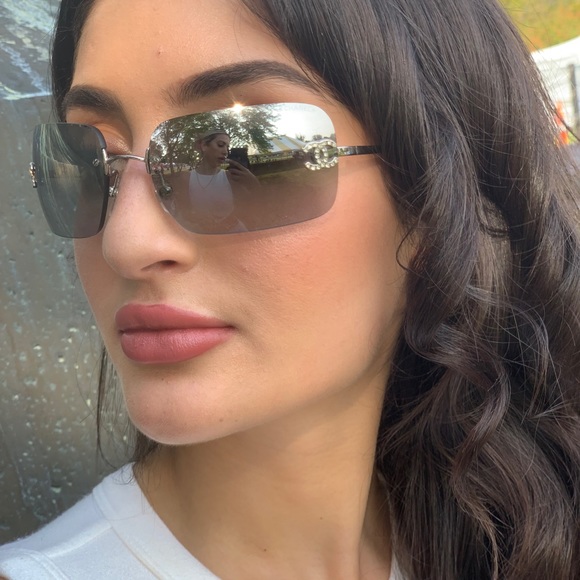 Chanel Crystal Sunglasses - Picture 6 of 8